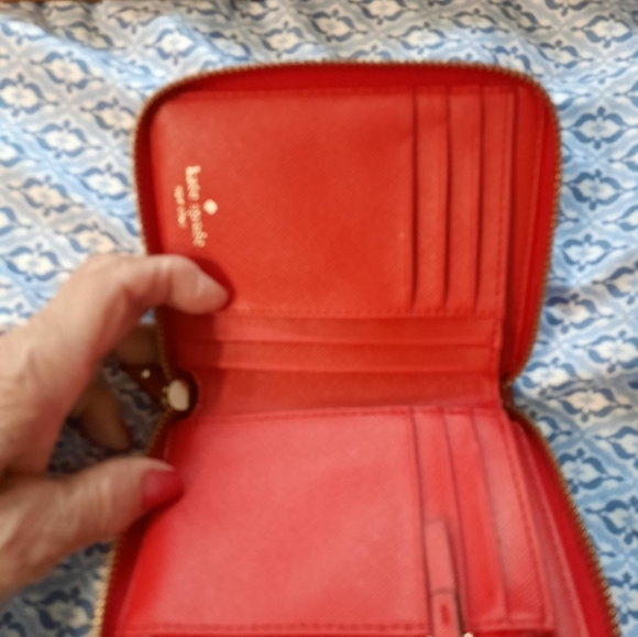 Kate Spade Red Laurel Way Darci Zip Leather Wallet NWOT - Picture 15 of 15